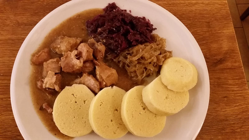 roast pork with cabbage and dumplings